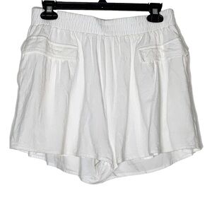 ACOA- white linen blend shorts. Lined. Size L